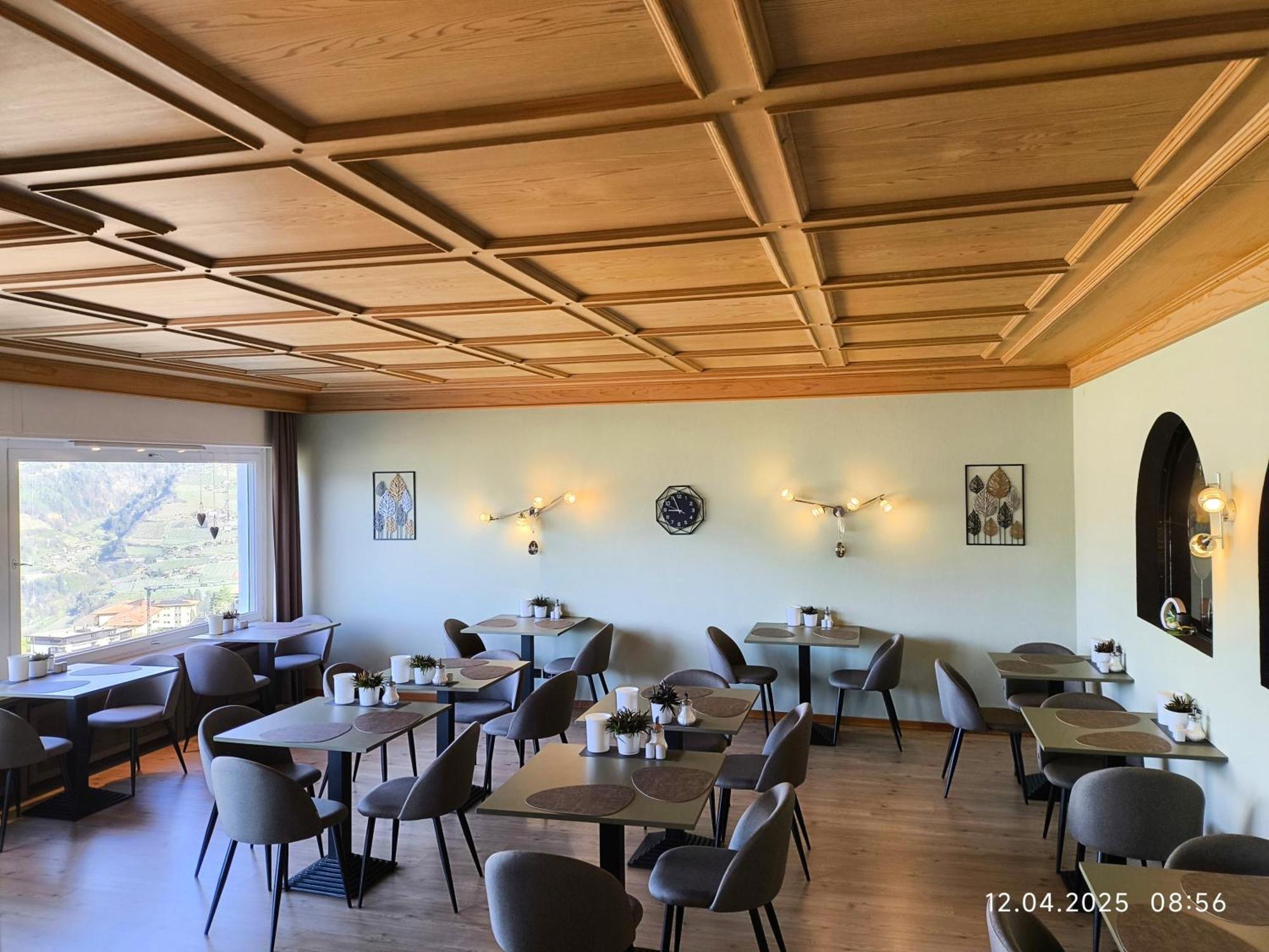 Schenna Garni Eden Bed & Breakfast Ngoại thất bức ảnh