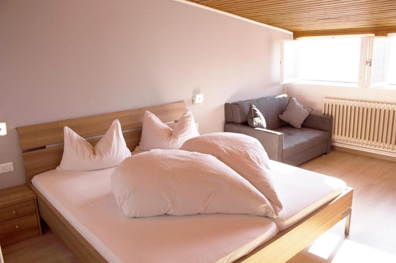 Schenna Garni Eden Bed & Breakfast Ngoại thất bức ảnh